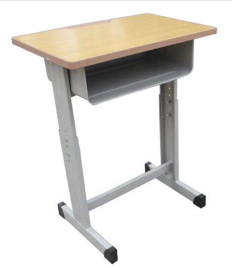 首页 产品库 >>学生课桌椅现货销售;钢木课桌椅定做  课桌规格:435mm