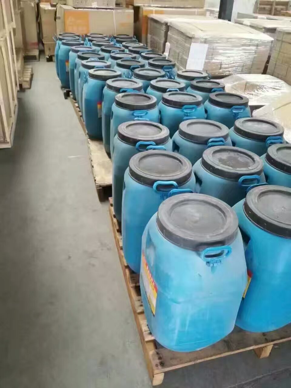 PB-1�͵��žۺ�����������ˮͿ�ϳ���